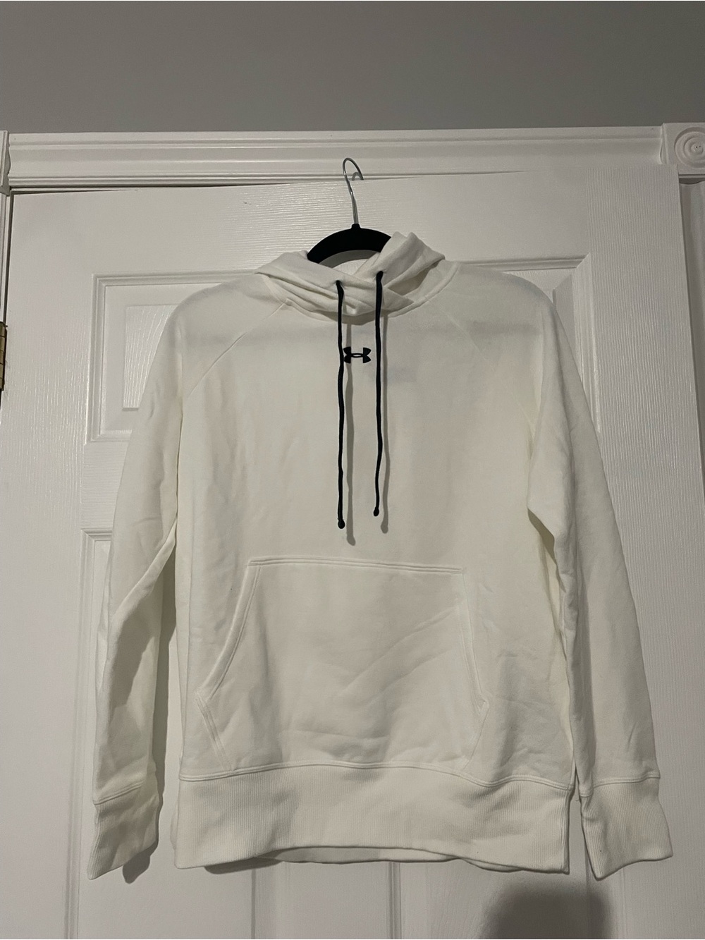 White under armour hoodie WITH TAGS